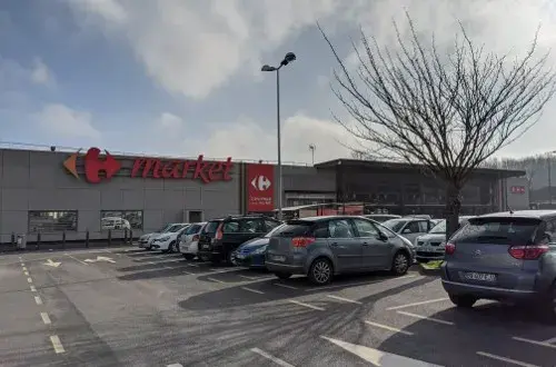 Station Carrefour Market